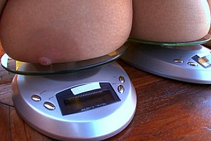 Latex 黄色网站 Porn