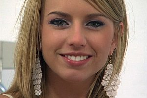 最新免费黄色网站老女人 Porn